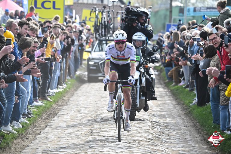 Paris-Roubaix25_Pogacar