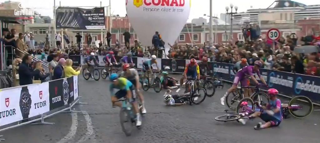 Giro dItalia 6. Etappe Sturz